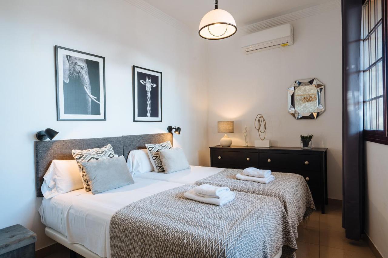 Homeyseville-Amazing Penthouse Giralda Views 8 Pax, Parking Optional Exterior photo